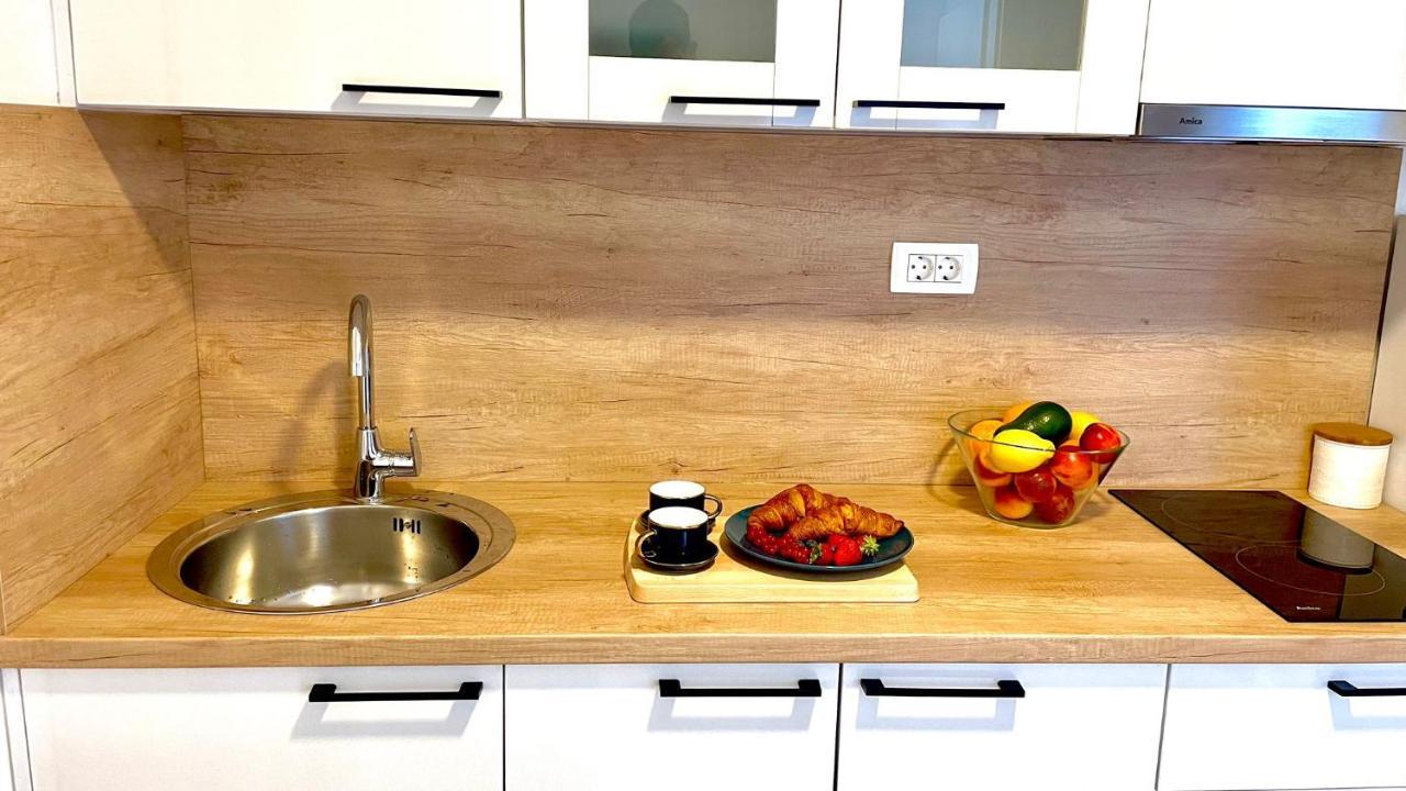 סיני Studio Apartmani Kaja I Iva מראה חיצוני תמונה